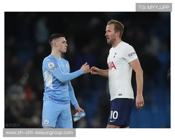 凯恩空中停球后一脚劲射令人叹为观止 凯恩空中停球后一脚劲射令人叹为观止