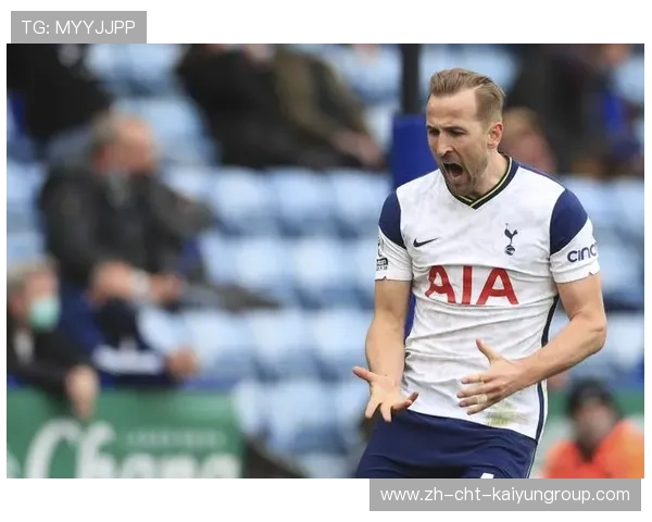 凯恩中场回撤连线创造空间，热刺布局成熟